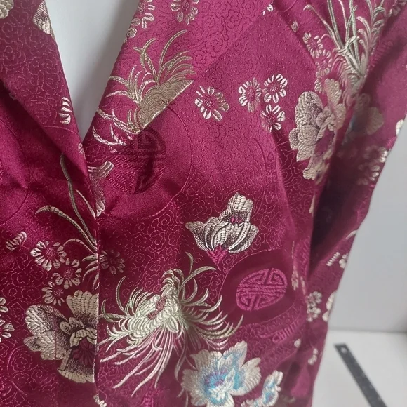 Chicos Wine Red Top Floral Tapesty Button Engraved 3 Satin Metallic Brocade - Picture 7 of 7